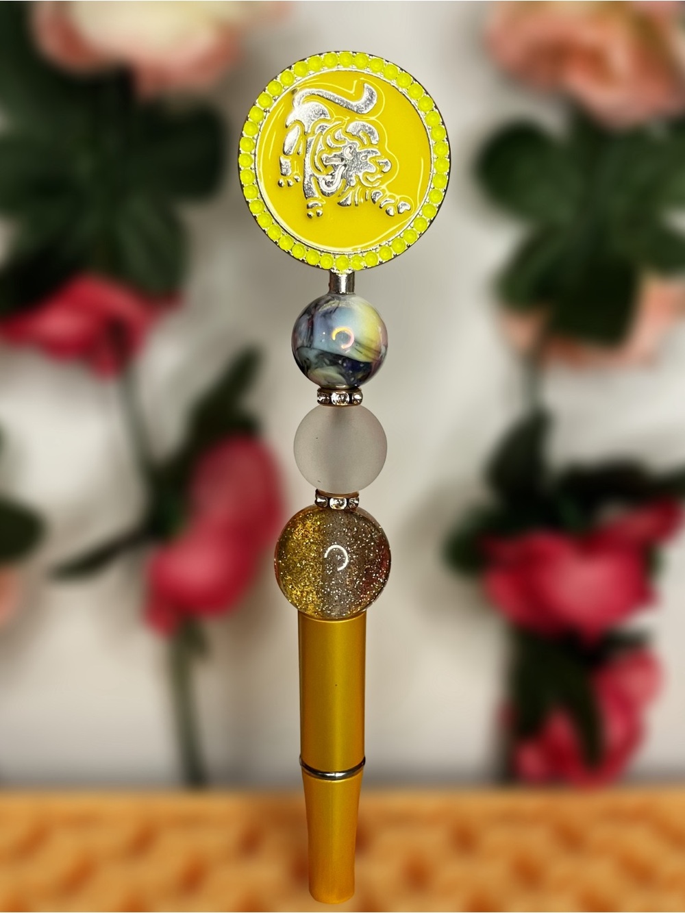 Leo Zodiac Lion Medallion Handmade Beaded Pen